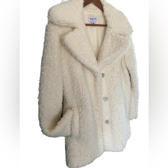 🎉🪩 Fun Sherpa Coat - Picture 3 of 6